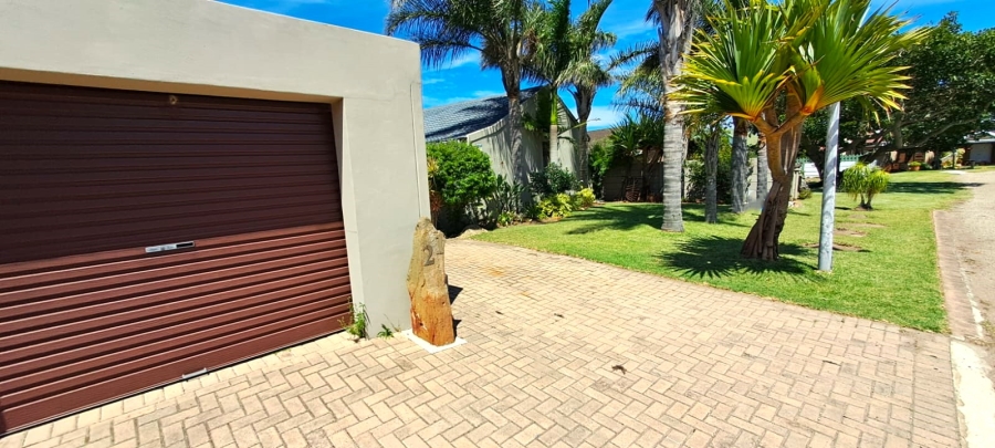 3 Bedroom Property for Sale in Aston Bay Eastern Cape